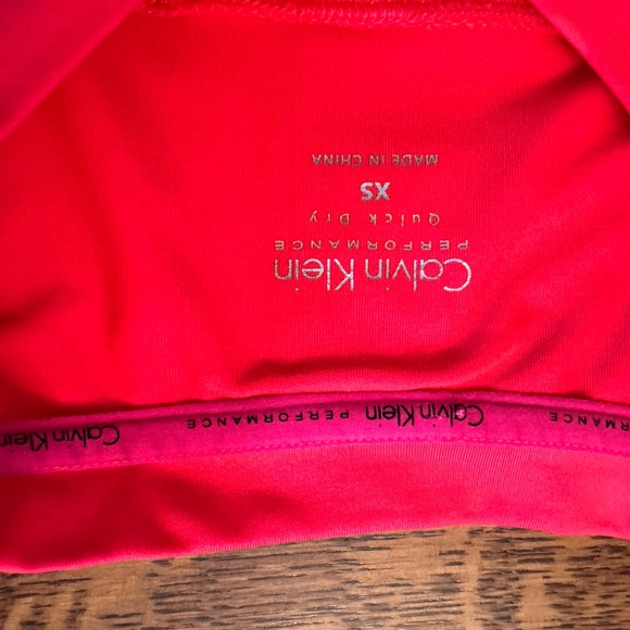 Calvin Klein performance quick dry top - Picture 7 of 8